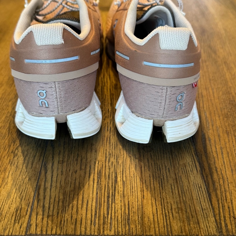 On Cloud Dusty Blush Pink/Rosebrown Camo Running Shoes w/Speed Lacing 8 - Picture 15 of 16
